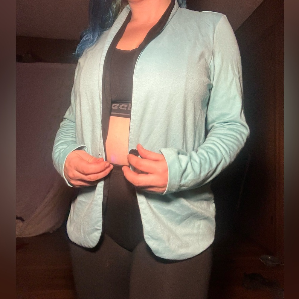 Jacket - Picture 3 of 6